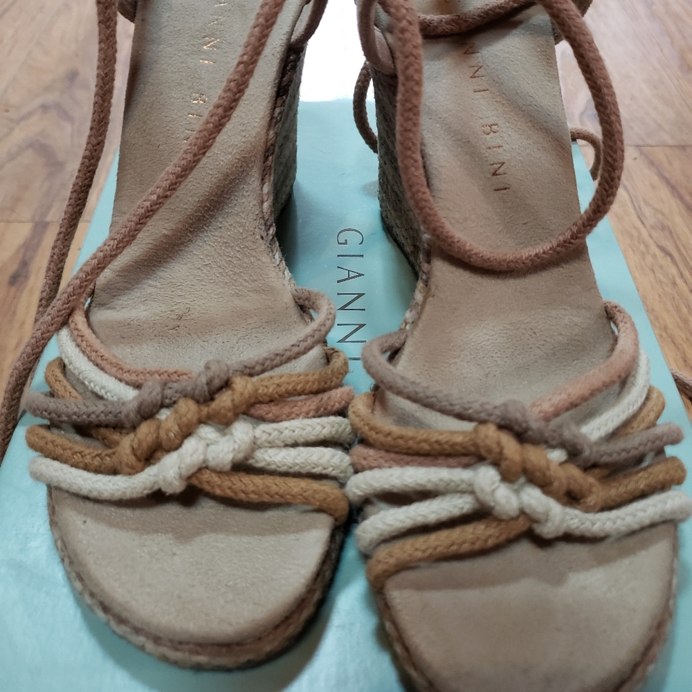 Gianni Bini shoes